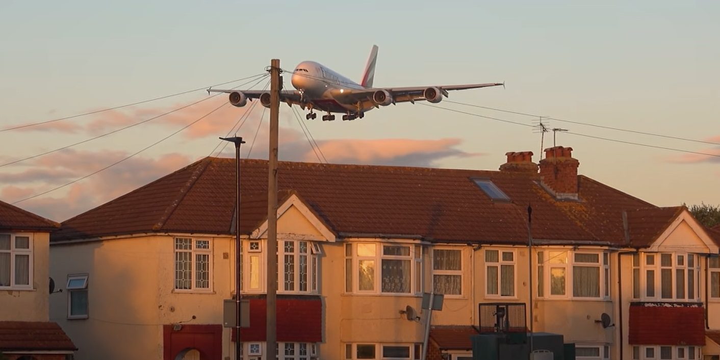 reddit oakville noise complaint pearson airport