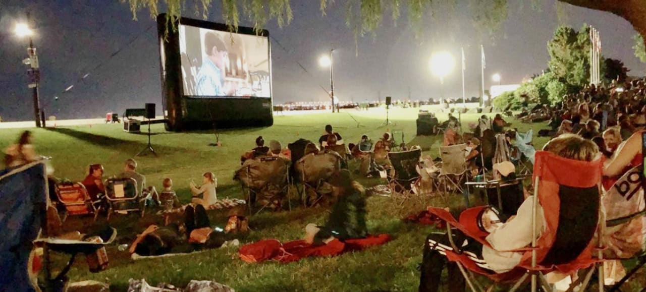 Outdoor movie oakville shrek