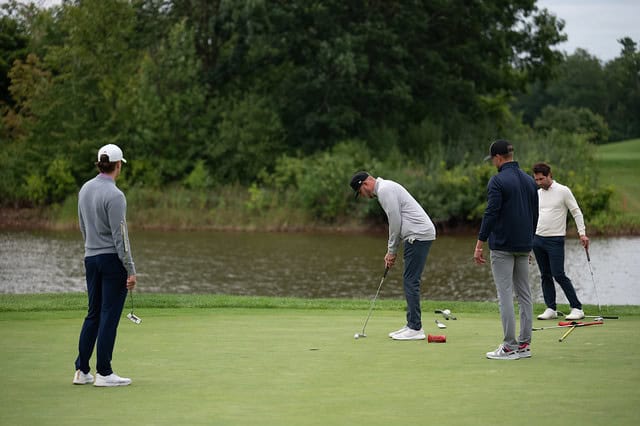 Ontario, Oakville, Halton Healthcare, Oakville Trafalgar Memorial Hospital, charity golf tournament, Glen Abbey Golf Course