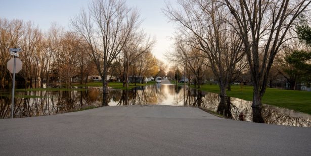 Ontario, Oakville, heavy rainfall, flooding, pooling, storm, thunderstorms