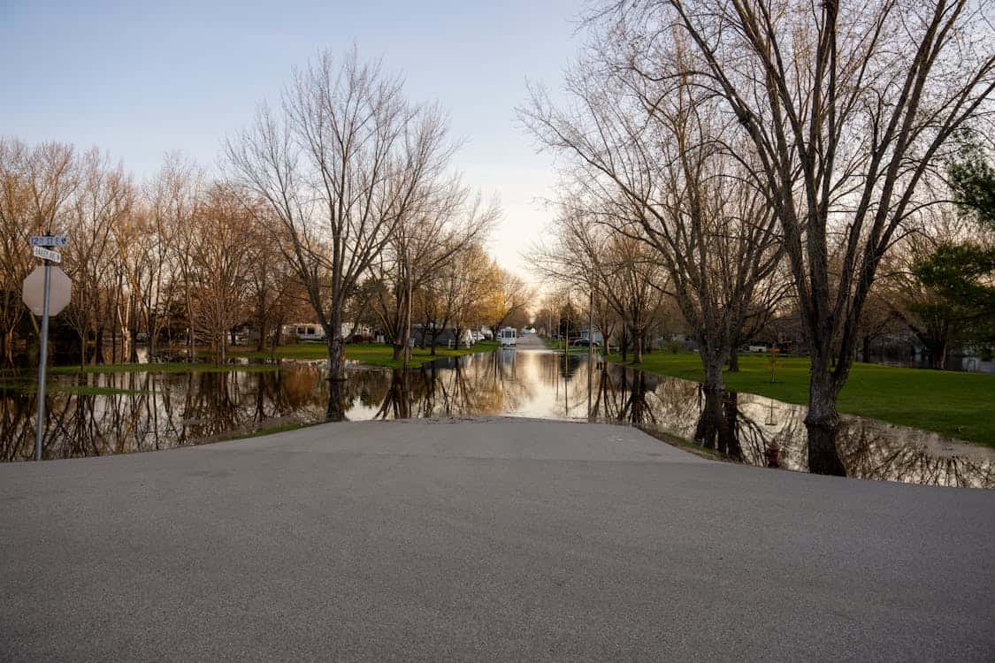 Ontario, Oakville, heavy rainfall, flooding, pooling, storm, thunderstorms