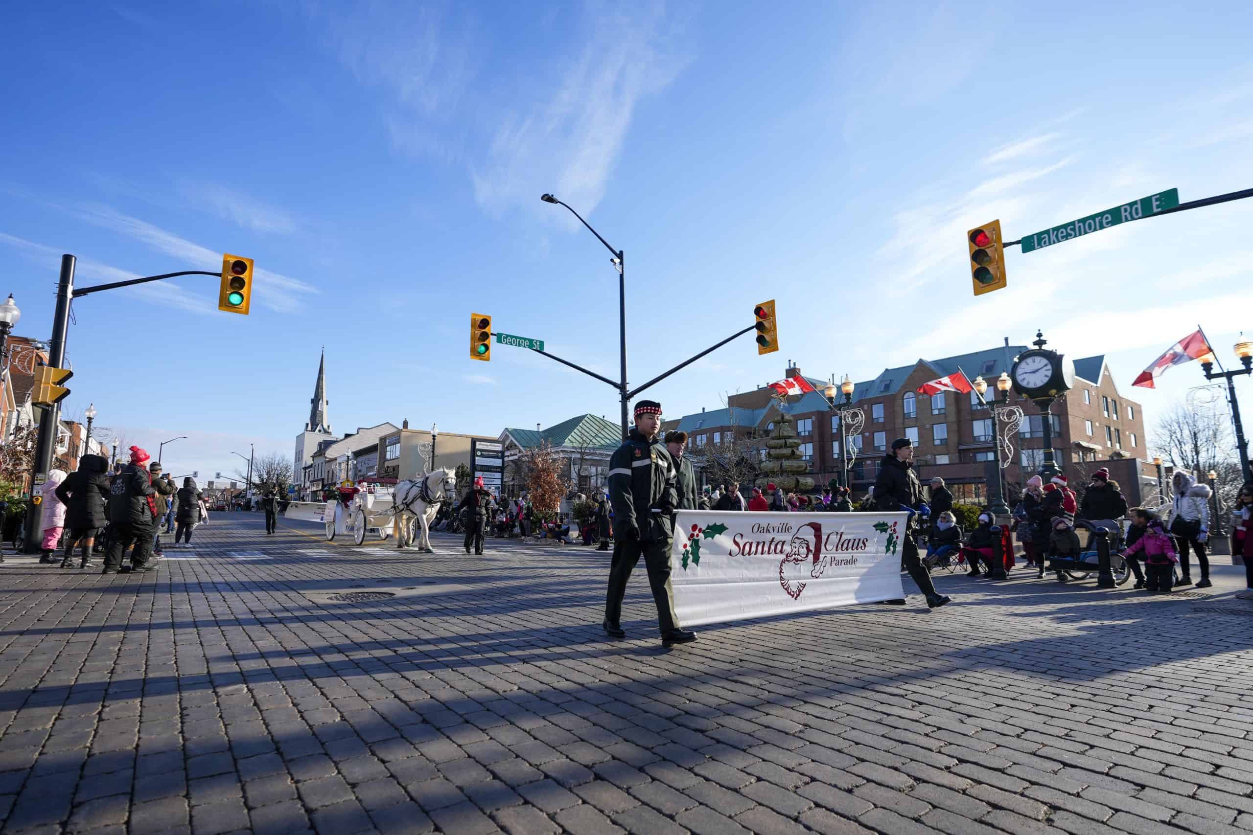 Ontario, Oakville, Santa Claus Parade, downtown, volunteers