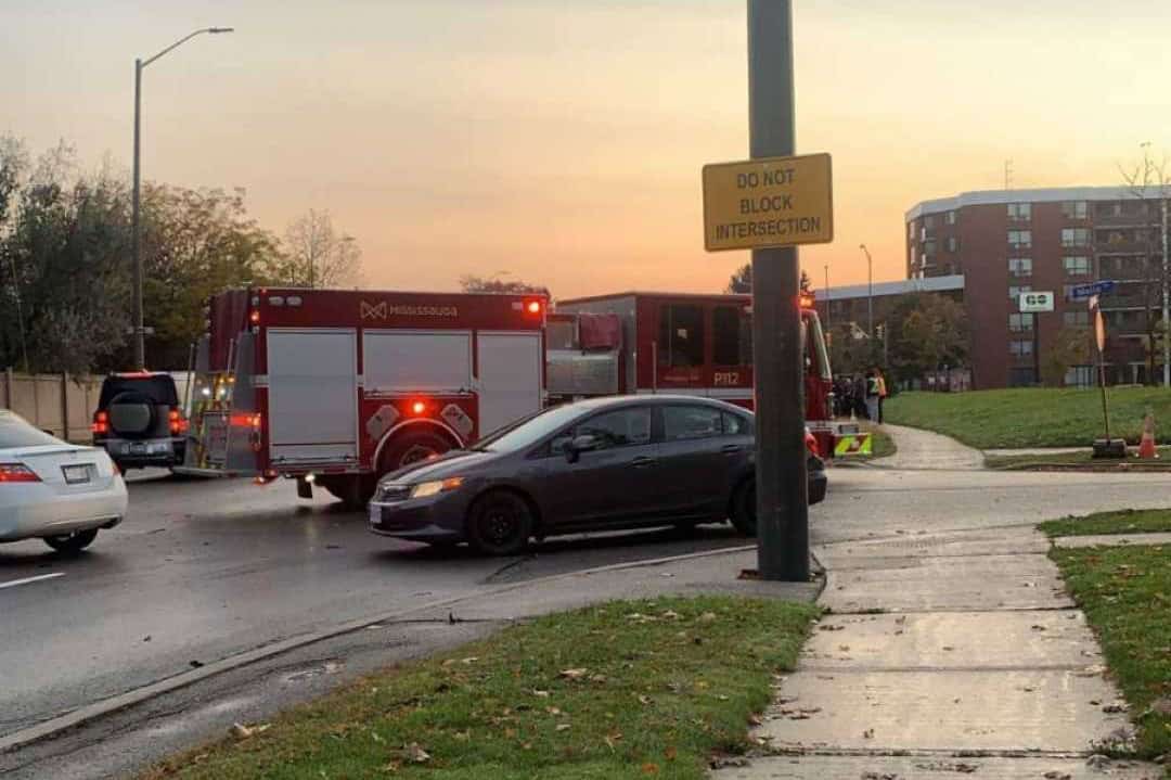 crash near mississauga go station