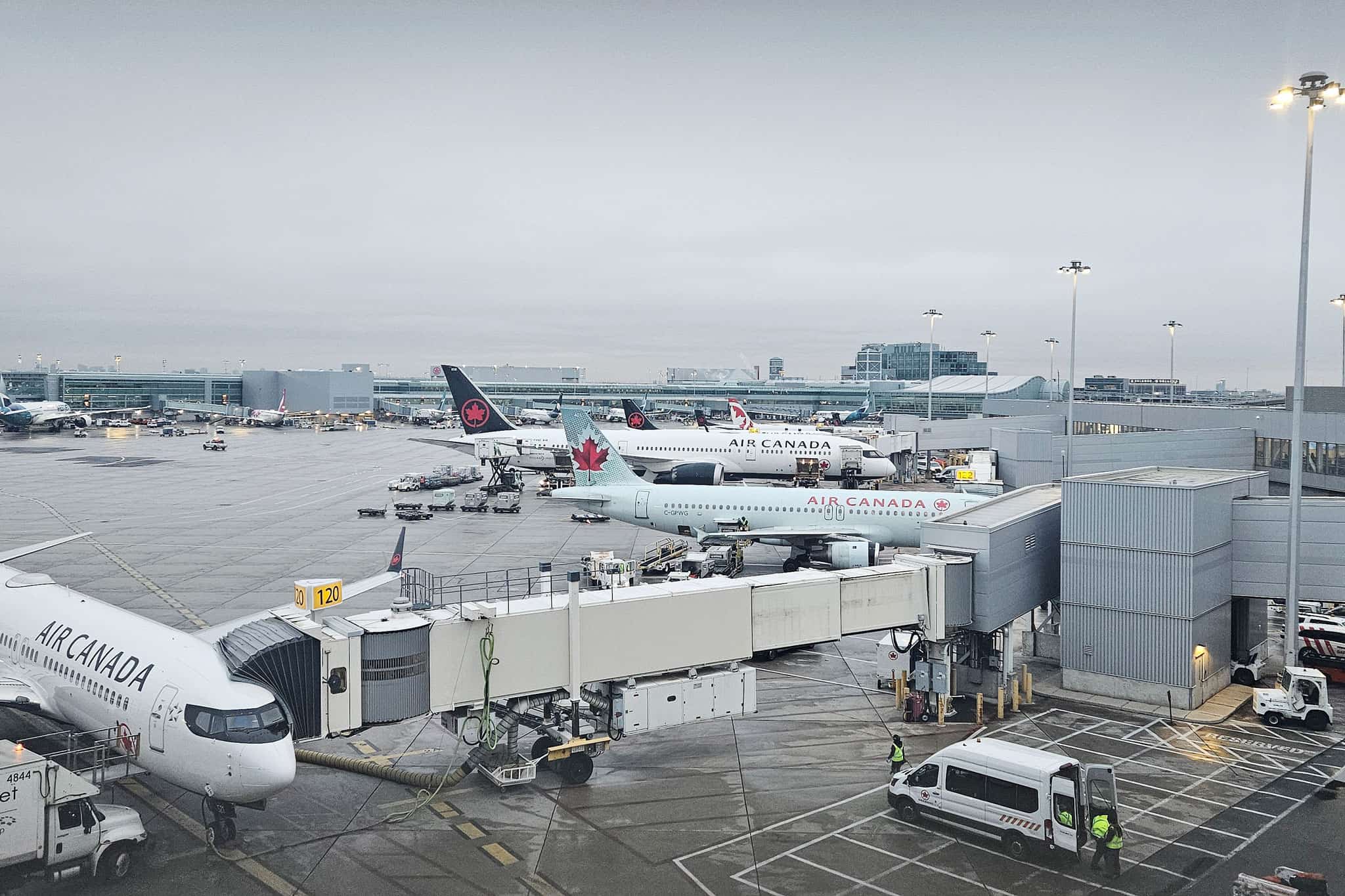 snow us flights pearson airport