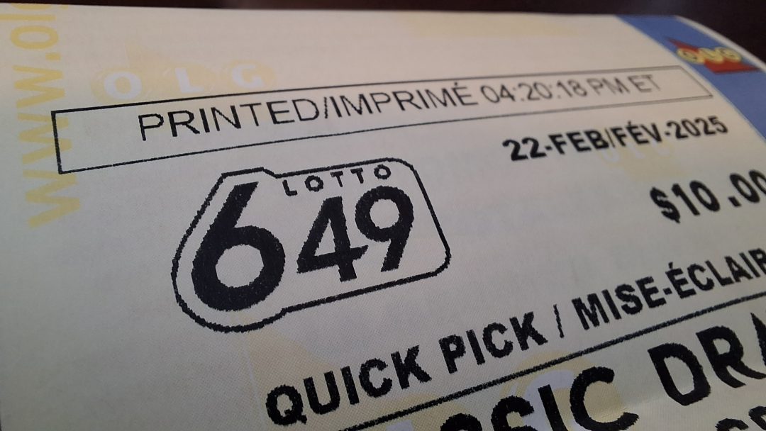 Did anyone win the Lotto 6/49 jackpots in Canada?