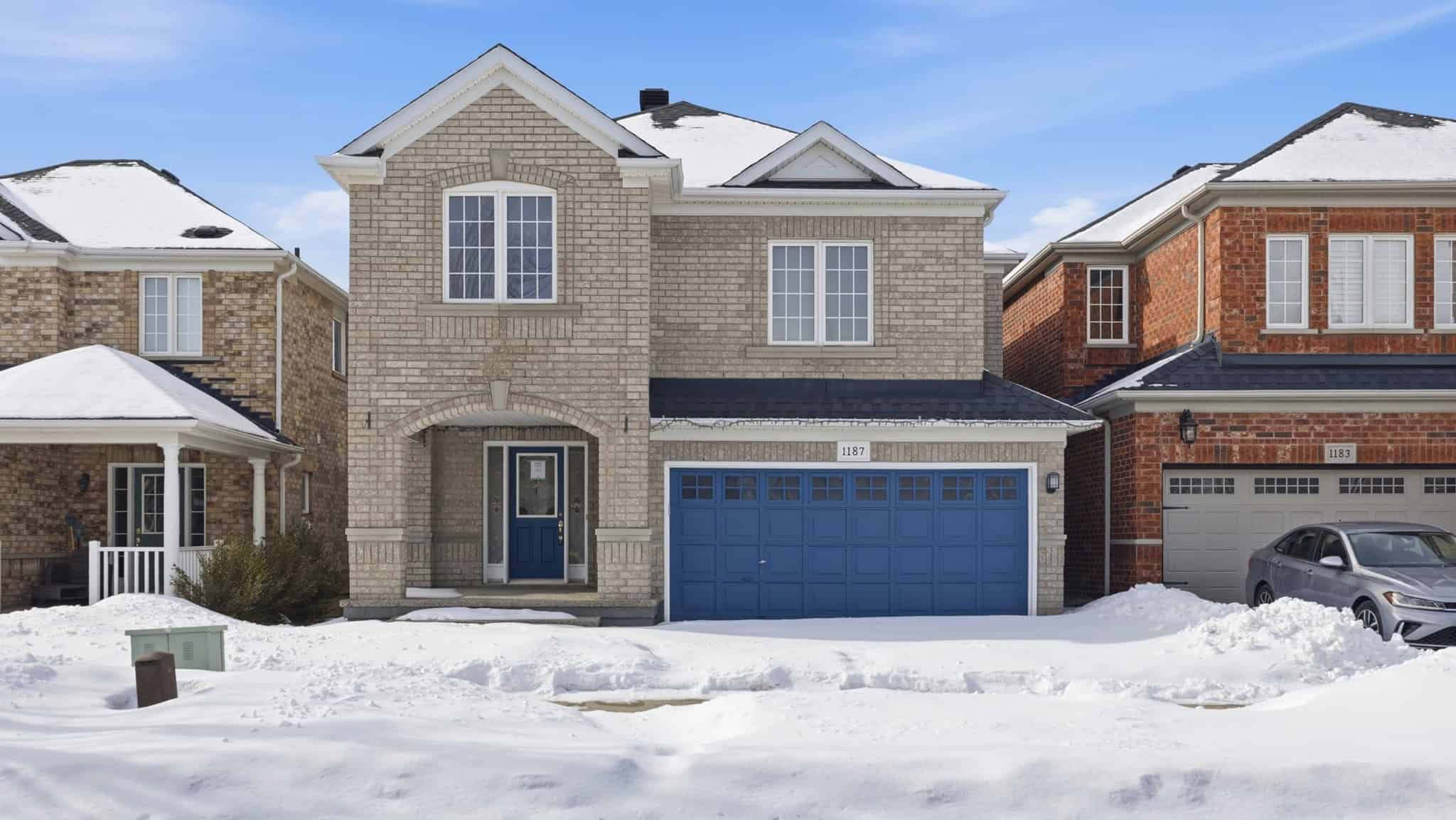 1187 mcmullen crescent milton
