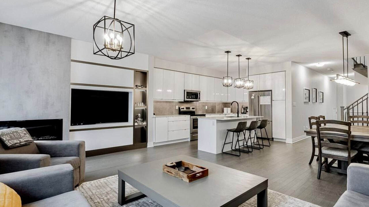 1338 restivo lane milton