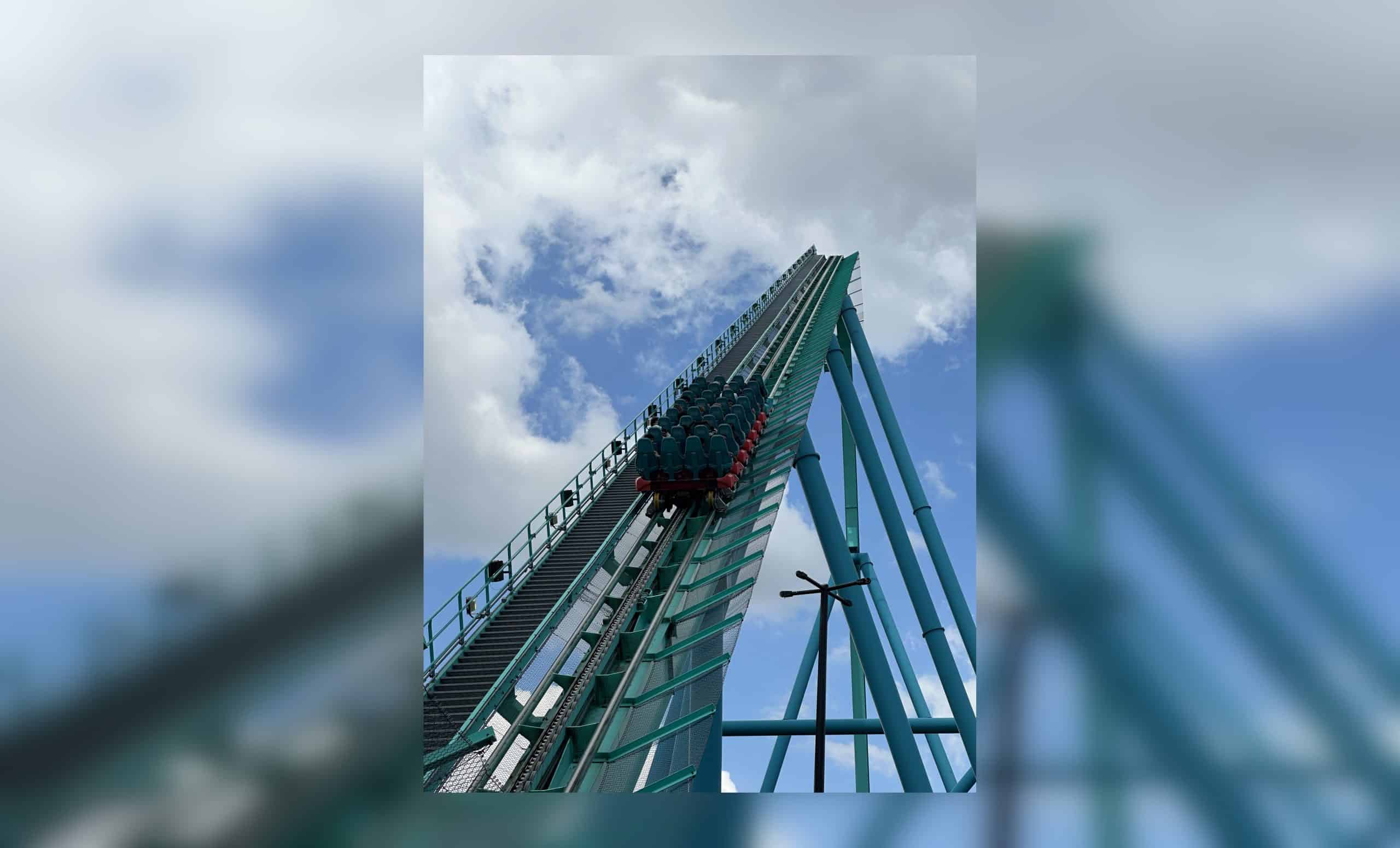 Rollercoaster stopped, guest kicked out of Canada's Wonderland